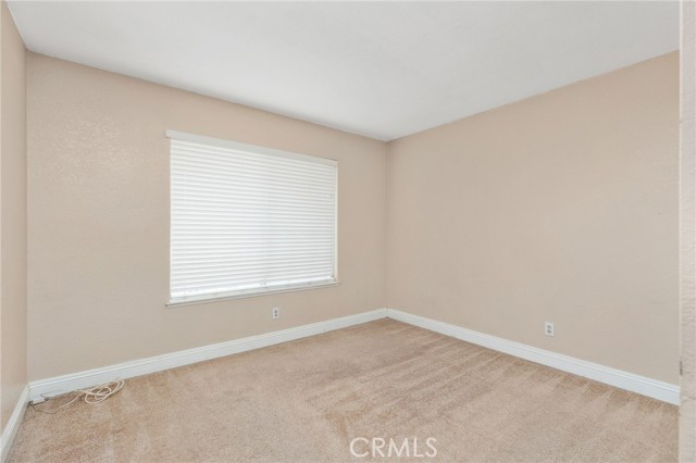 Detail Gallery Image 19 of 32 For 25639 Palm Shadows Dr, Moreno Valley,  CA 92557 - 4 Beds | 2/1 Baths