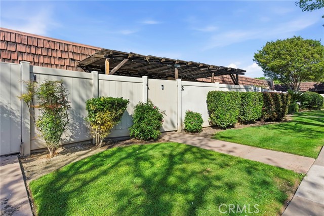 Detail Gallery Image 28 of 33 For 3800 Stockdale #2,  Bakersfield,  CA 93309 - 2 Beds | 1 Baths