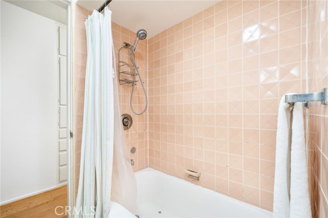 644 W 10th Street, Claremont CA: https://media.crmls.org/medias/d559ca56-6651-45f2-a93b-2d2828c2cc17.jpg