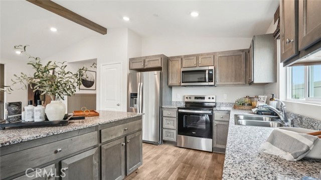 Detail Gallery Image 27 of 38 For 1902 Warwick St, San Jacinto,  CA 92582 - 4 Beds | 3 Baths