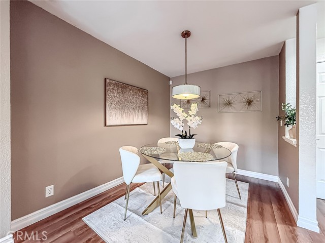 Detail Gallery Image 9 of 50 For 5420 Sylmar Ave #118,  Sherman Oaks,  CA 91401 - 2 Beds | 2 Baths