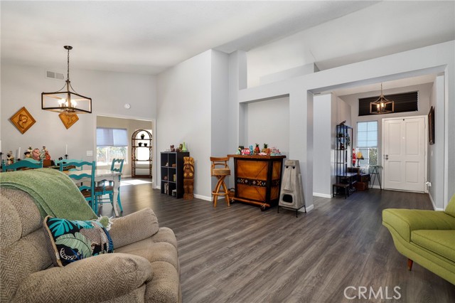 Detail Gallery Image 5 of 36 For 42302 58th, Lancaster,  CA 93536 - 4 Beds | 3 Baths