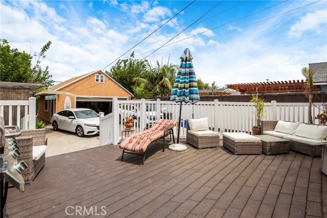 3 Bed Home for Sale in Hawthorne, California
