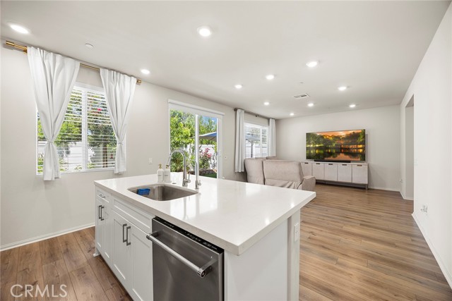 247 Lockhart Way, West Covina CA: https://media.crmls.org/medias/d55b2083-3d71-436b-a41b-e217ffc73254.jpg