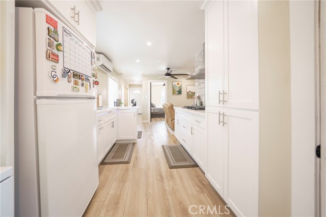 8217 Towne Avenue, Los Angeles CA: https://media.crmls.org/medias/d55bc4ae-4482-4272-8a62-fdd988d3f3b9.jpg
