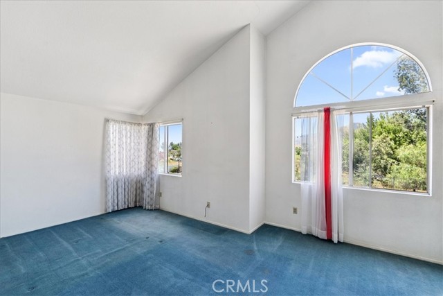 7524 Sunny Ridge, Highland CA: https://media.crmls.org/medias/d55cf267-e46f-4cca-a614-0ec6273bda65.jpg
