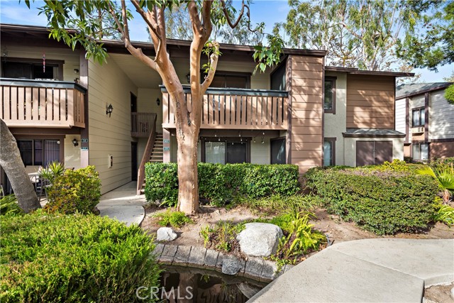 Detail Gallery Image 4 of 22 For 20702 El Toro Rd #40,  Lake Forest,  CA 92630 - 2 Beds | 2 Baths