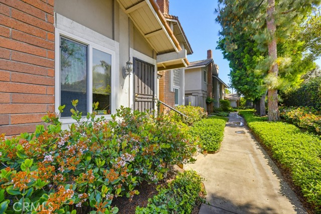 Detail Gallery Image 4 of 50 For 5595 Tiffany Ave, Garden Grove,  CA 92845 - 2 Beds | 2 Baths