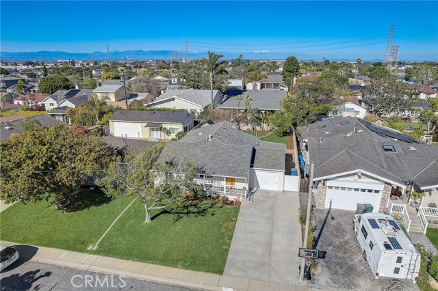 2824 May Avenue, Redondo Beach, California 90278, 3 Bedrooms Bedrooms, ,2 BathroomsBathrooms,Residential,For Sale,May,SB24075095