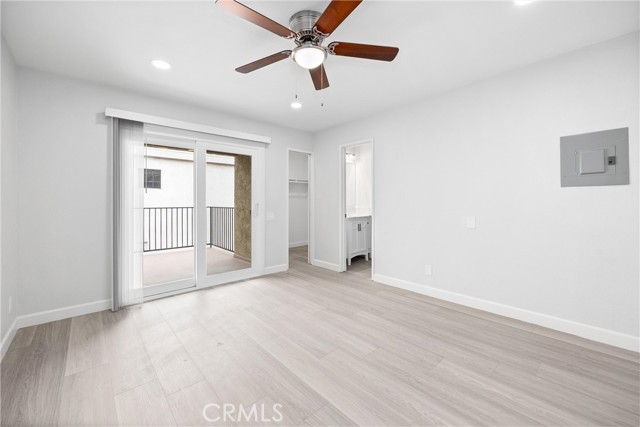 Detail Gallery Image 20 of 21 For 114 10th #C,  Huntington Beach,  CA 92648 - 2 Beds | 2 Baths