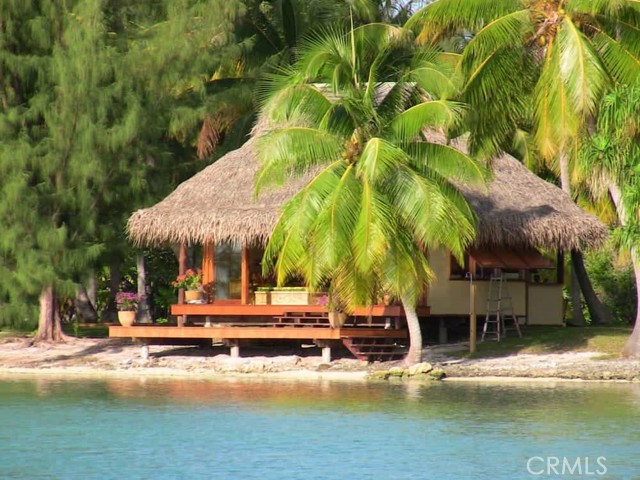 Detail Gallery Image 1 of 30 For 1 Motu Moie French Polynesia, Taha'a, –,  – 88888 - 5 Beds | 6 Baths