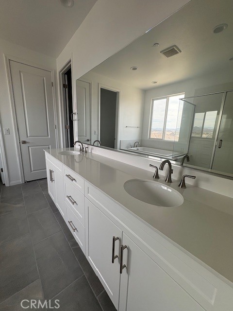 32166 Neal Lane, Menifee CA: https://media.crmls.org/medias/d55ed81a-479e-423d-a602-ee7a3759f7c7.jpg