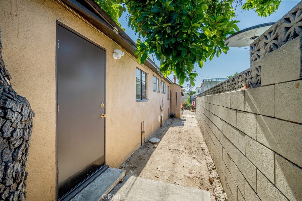 415 Riverdale DriveGlendale img 42