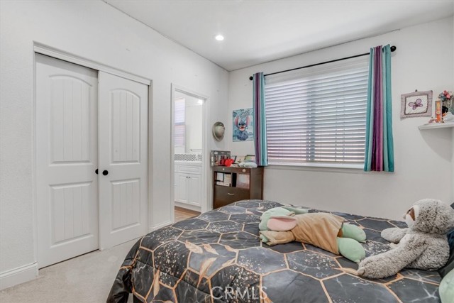 Image 17 of 32 For 4046 Europa  