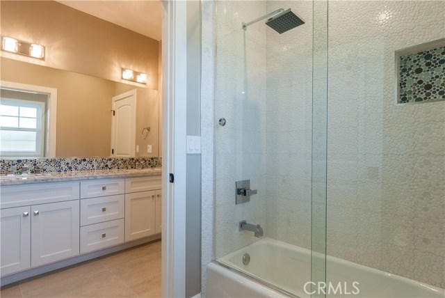 1401 Lynngrove Drive, Manhattan Beach, California 90266, 5 Bedrooms Bedrooms, ,5 BathroomsBathrooms,Residential,Sold,Lynngrove,SB17035435