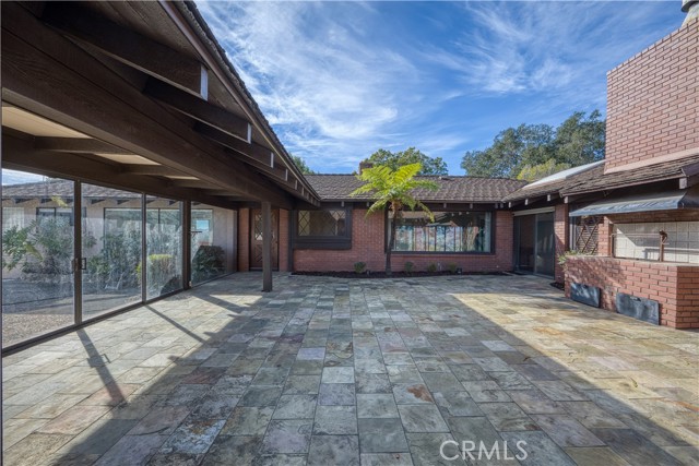 25 Buena Vista Avenue, San Luis Obispo CA: https://media.crmls.org/medias/d55fce91-3877-4af9-850c-af62637e230d.jpg