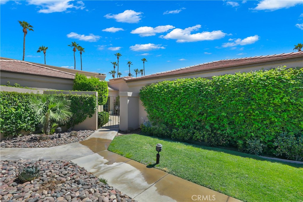 MLS #OC25168664 img 2