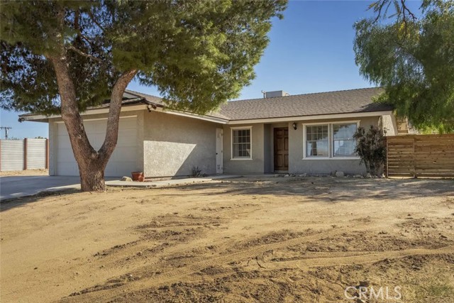 Detail Gallery Image 2 of 24 For 60201 Granada Dr, Joshua Tree,  CA 92252 - 3 Beds | 2 Baths