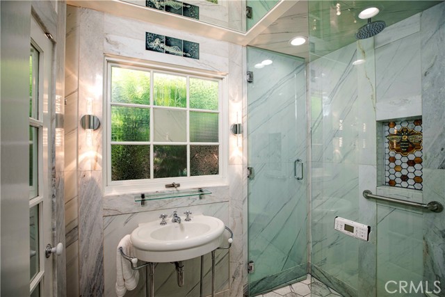 Detail Gallery Image 30 of 50 For 195 Parkwood Ave, Pasadena,  CA 91107 - 3 Beds | 2 Baths