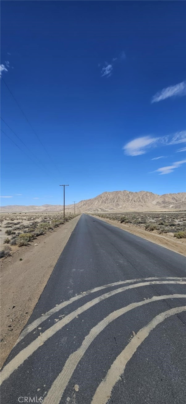 800 Northside Road, Lucerne Valley CA: https://media.crmls.org/medias/d561be70-a248-40b0-ae0a-2c47340a30d6.jpg