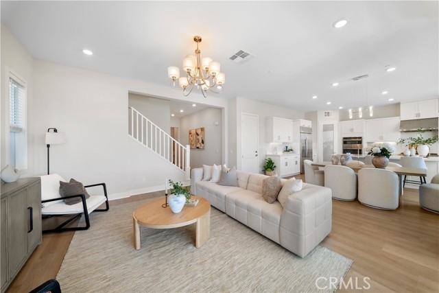 671 Pelion, Lake Forest CA: https://media.crmls.org/medias/d5621eb3-85b5-4d7b-8f75-e773da1c1fa6.jpg