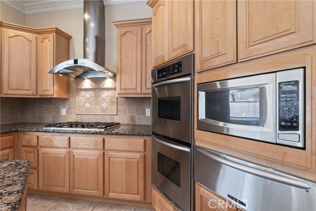 Detail Gallery Image 16 of 68 For 1503 Blossom Ct, Redlands,  CA 92373 - 5 Beds | 4/1 Baths