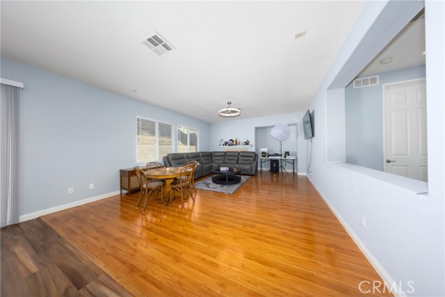 Detail Gallery Image 20 of 41 For 26670 Opal St, Moreno Valley,  CA 92555 - 5 Beds | 4 Baths