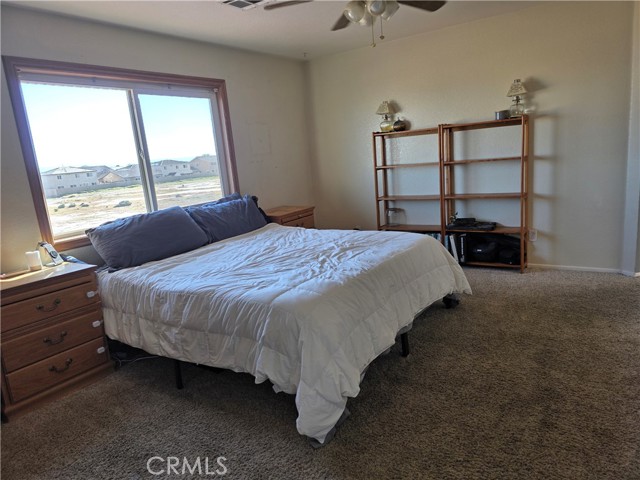 Detail Gallery Image 23 of 33 For 3330 Garnet, Rosamond,  CA 93560 - 5 Beds | 3 Baths