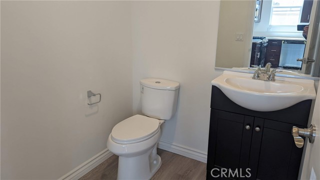 Detail Gallery Image 8 of 19 For 15126 W Logos Ct, North Hills,  CA 91343 - 3 Beds | 2/1 Baths