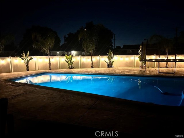 Detail Gallery Image 7 of 13 For 1487 Rosehill Dr, Riverside,  CA 92507 - 3 Beds | 2 Baths