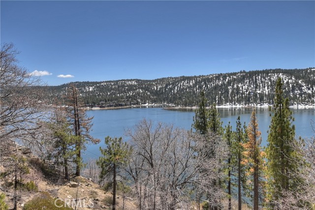 Detail Gallery Image 25 of 46 For 239 Big Bear Tract a,  Fawnskin,  CA 92333 - 1 Beds | 1 Baths