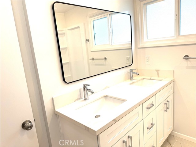 Detail Gallery Image 16 of 21 For 3650 Hackett Ave, Long Beach,  CA 90808 - 2 Beds | 1 Baths