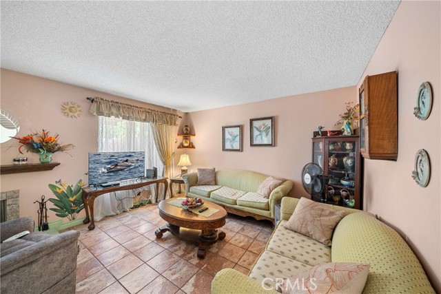 1921 Pine Drive, La Habra CA: https://media.crmls.org/medias/d568d4fc-2860-4b5f-808d-b83fae9d8542.jpg