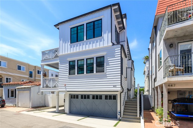 Detail Gallery Image 1 of 54 For 443 23rd Pl, Manhattan Beach,  CA 90266 - 3 Beds | 3/1 Baths