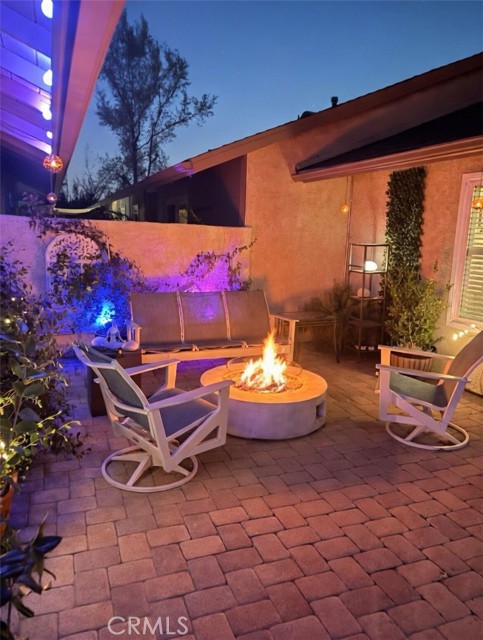 Detail Gallery Image 12 of 26 For 26172 Rainbow Glen, Newhall,  CA 91321 - 2 Beds | 2 Baths