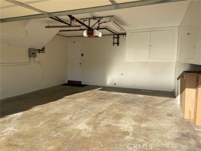 Detail Gallery Image 23 of 26 For 421 Avenue F, Redondo Beach,  CA 90277 - 3 Beds | 2 Baths