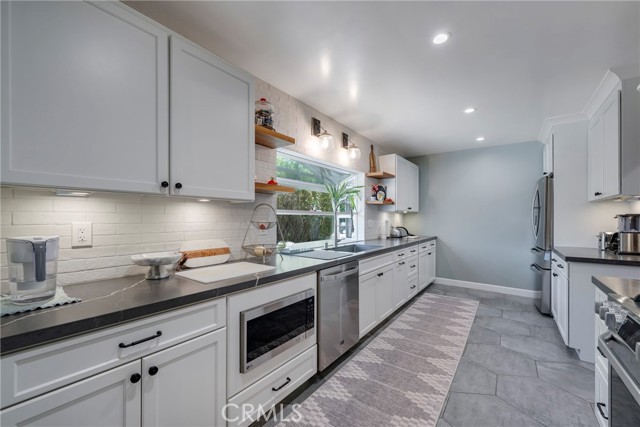 Detail Gallery Image 25 of 75 For 1030 N Norman Pl, Fullerton,  CA 92831 - 4 Beds | 3/1 Baths