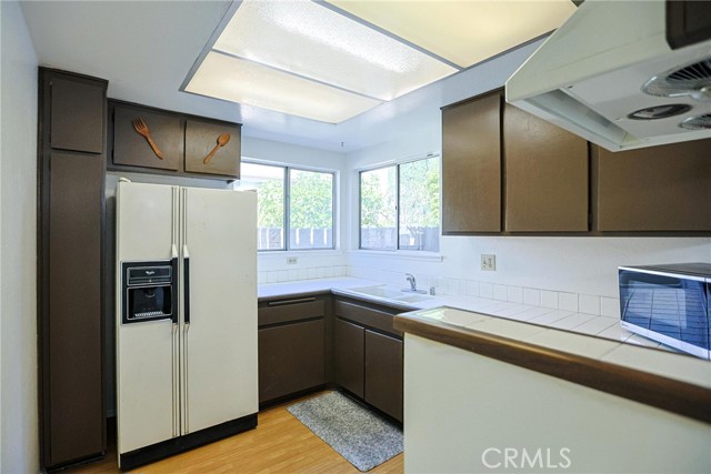 Detail Gallery Image 8 of 36 For 5106 W 1st, Santa Ana,  CA 92703 - 3 Beds | 2/1 Baths