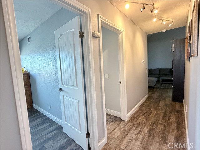 Detail Gallery Image 12 of 31 For 13839 Topmast Dr, Helendale,  CA 92342 - 3 Beds | 2 Baths