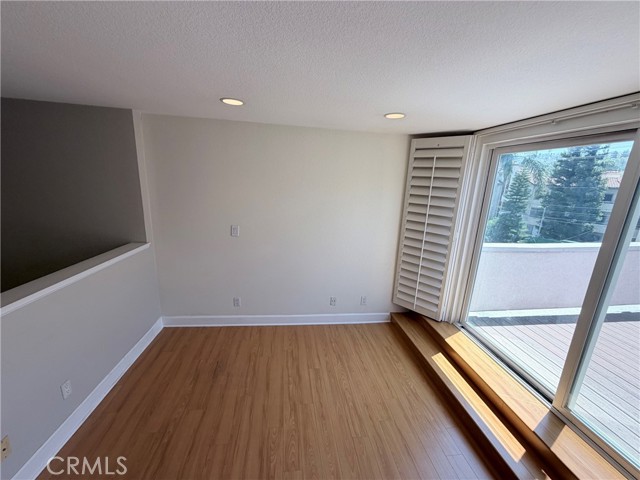 14647 Dickens, 8 photo 20