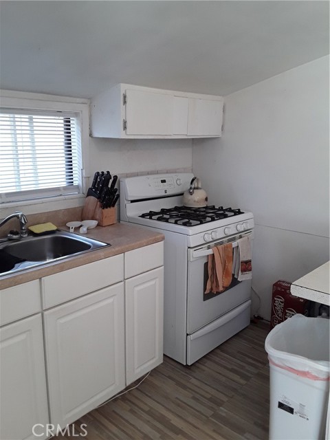 164 West Barnett Street photo 5