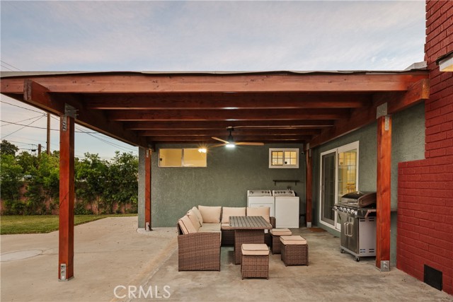 Detail Gallery Image 23 of 27 For 1640 N Lincoln St, Burbank,  CA 91506 - 4 Beds | 2 Baths