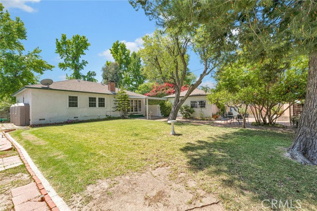 Detail Gallery Image 2 of 20 For 5961 Vanalden Ave, Tarzana,  CA 91356 - 3 Beds | 1 Baths