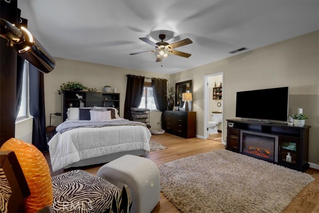 33230 Hollister, Lake Elsinore CA: https://media.crmls.org/medias/d56c83f6-8a00-474b-a845-04904ea98383.jpg