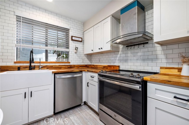 Detail Gallery Image 1 of 48 For 25339 Pine Creek Ln, Wilmington,  CA 90744 - 2 Beds | 1 Baths