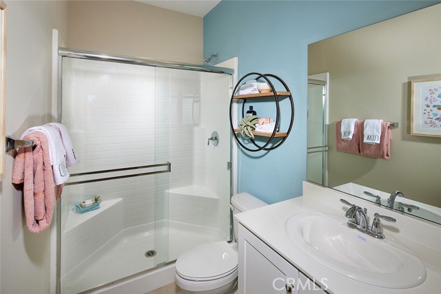 Detail Gallery Image 12 of 18 For 23282 Desert Lily Ct, Wildomar,  CA 92595 - 5 Beds | 3 Baths