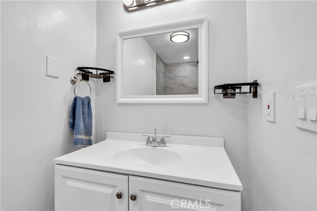 Detail Gallery Image 27 of 37 For 415 N Santa Fe, Hemet,  CA 92543 - 3 Beds | 1/1 Baths
