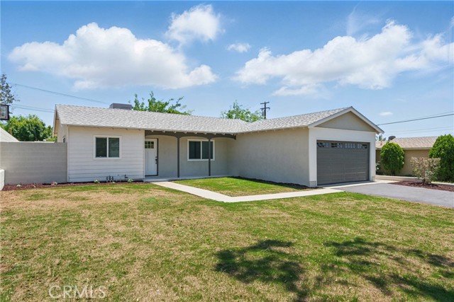 Detail Gallery Image 4 of 32 For 5105 Acacia Ave, San Bernardino,  CA 92407 - 3 Beds | 2 Baths