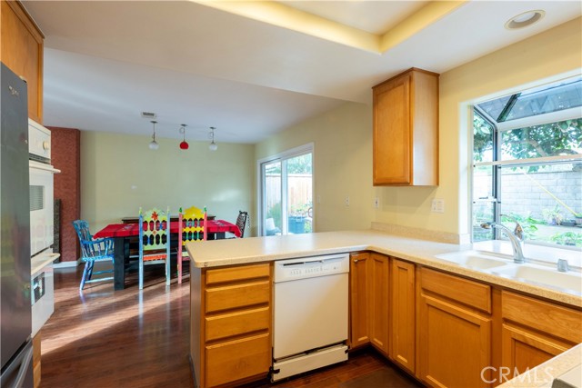 Detail Gallery Image 22 of 48 For 22042 Catalina Cir, Huntington Beach,  CA 92646 - 4 Beds | 2 Baths