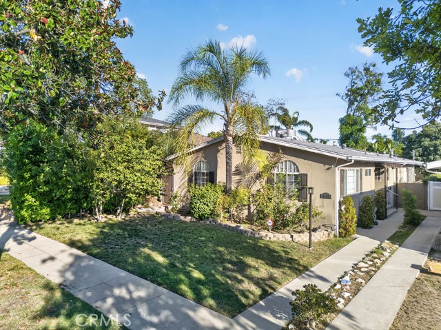 1256 Irving Avenue photo 7